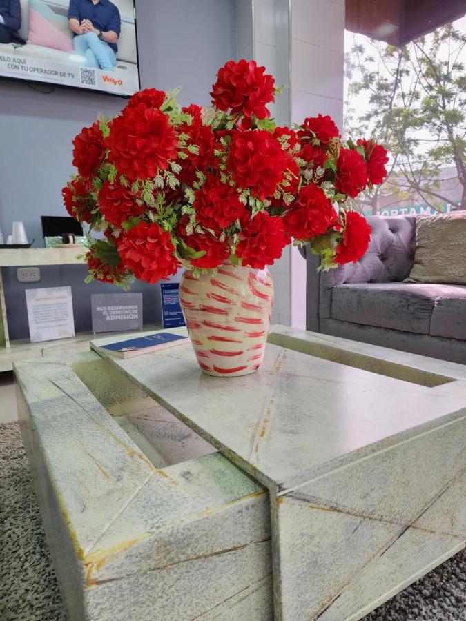 Hotel Quarta Avenida Montería 外观 照片